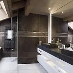 Apartahotel Mgm Hôtels&résidences - Résidence Le Cristal De Jade