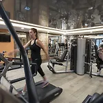 Apartahotel Mgm Hôtels&résidences - Résidence Le Cristal De Jade 5*