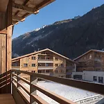 Apartahotel Mgm Hôtels&résidences - Résidence Le Cristal De Jade