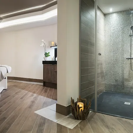 Mgm & Residences - Le Cristal De Jade Aparthotel 5*